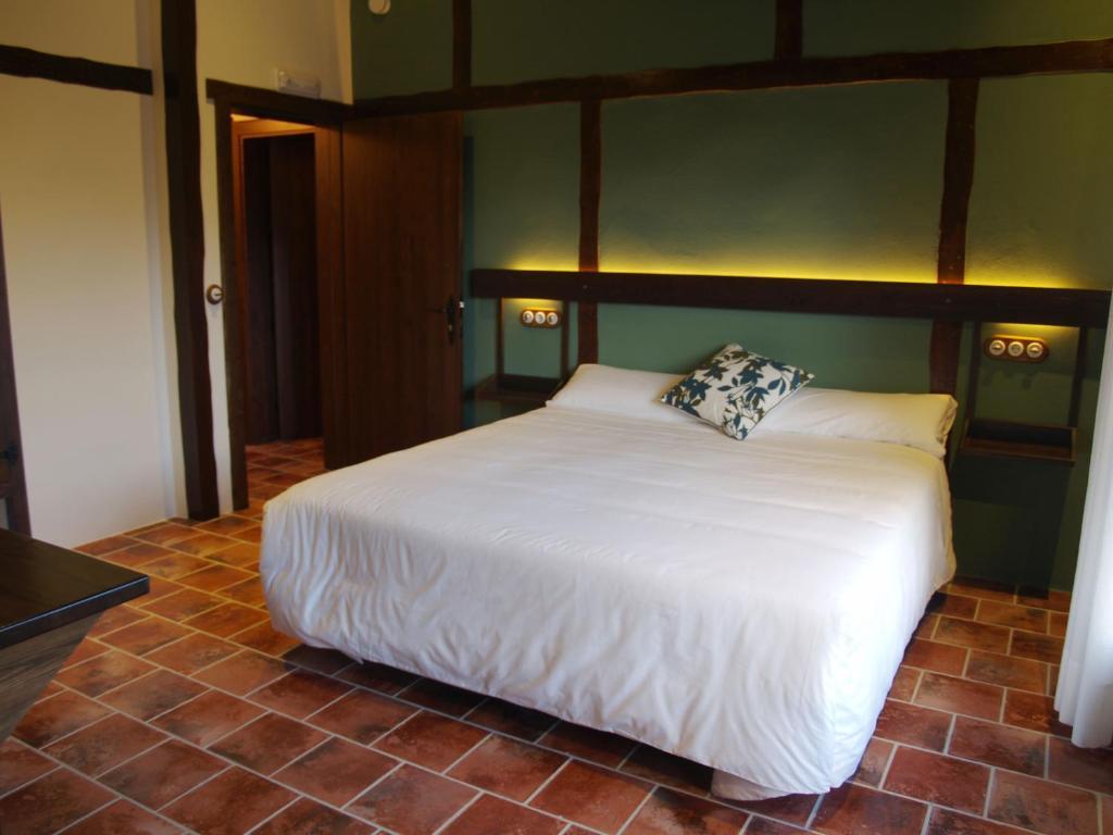 Hostal Font D'en Torres Solo Adultos Morella Exterior foto